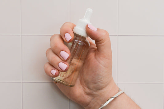 Hyaluronic Acid + Niacinamide Glow Serum